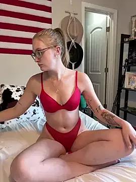 Photos of love_blaze from StripChat is Freechat