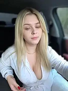 Love_Bri from StripChat is Freechat