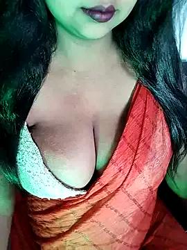 loveli_diya from StripChat is Freechat