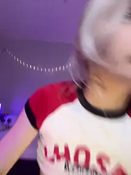 Check-out the world of girls and talk with our steaming hot slutz, bringing your desired characters to life with authentic apparel and cam streams.