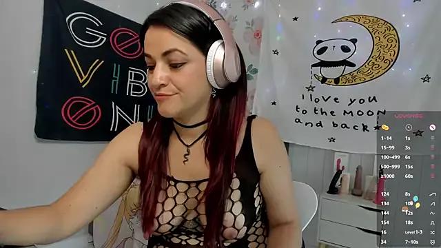 Check-out the world of girls and talk with our steaming hot slutz, bringing your desired characters to life with authentic apparel and cam streams.