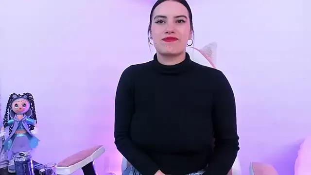LucianaTomson from StripChat is Freechat
