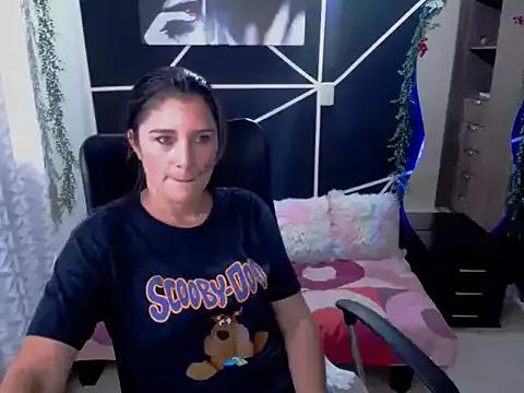 LUCY_LI from StripChat is Freechat