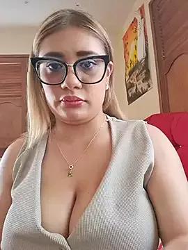 Check-out the world of girls and talk with our steaming hot slutz, bringing your desired characters to life with authentic apparel and cam streams.