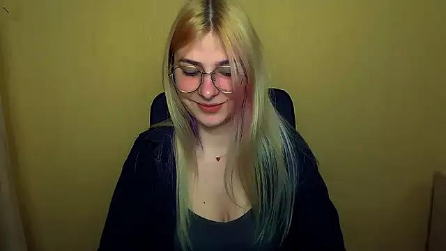 Luna_Lush_ from StripChat is Freechat