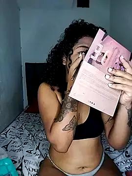 lunapirce from StripChat is Freechat