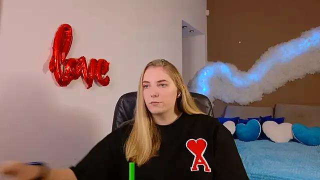 Check-out the world of girls and talk with our steaming hot slutz, bringing your desired characters to life with authentic apparel and cam streams.