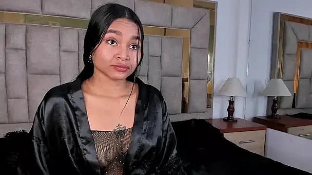 Lynda_Bonnie from StripChat is Freechat