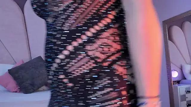 Check-out the world of girls and talk with our steaming hot slutz, bringing your desired characters to life with authentic apparel and cam streams.