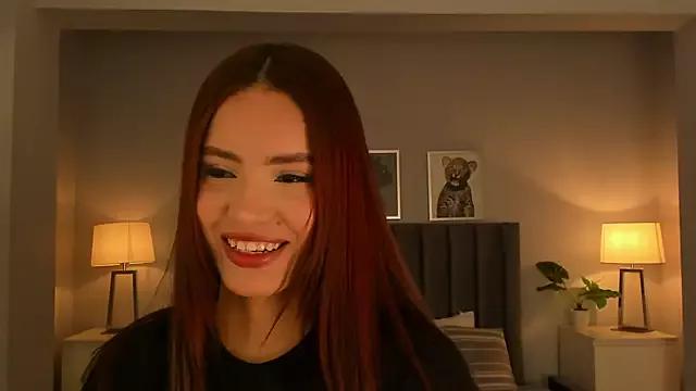 Madie__collins from StripChat is Freechat