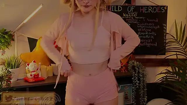 Check-out the world of girls and talk with our steaming hot slutz, bringing your desired characters to life with authentic apparel and cam streams.