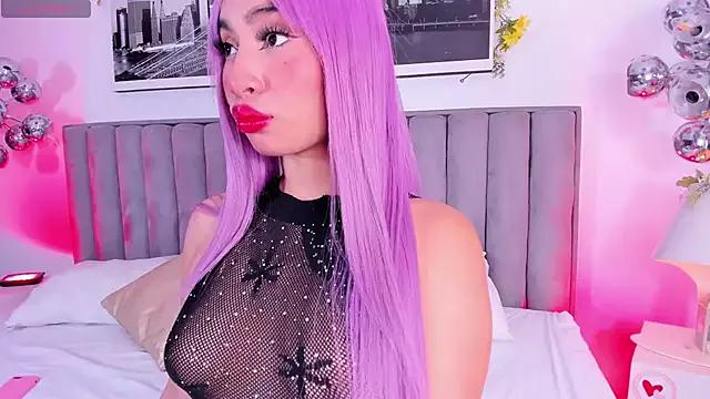 Check-out the world of girls and talk with our steaming hot slutz, bringing your desired characters to life with authentic apparel and cam streams.
