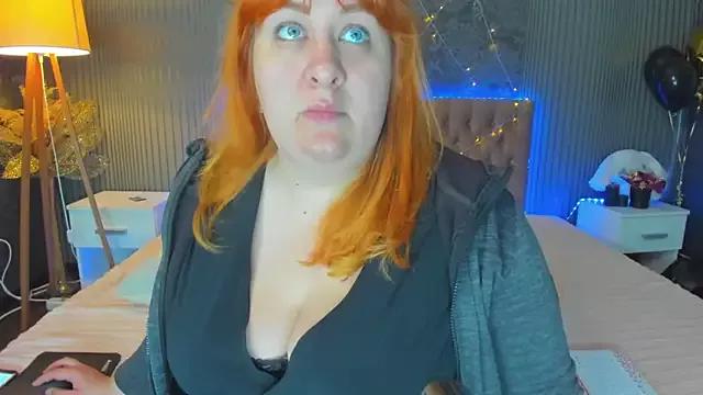 MargoReds from StripChat is Freechat