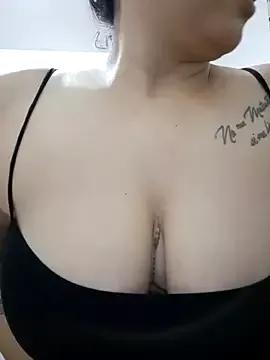 MariaGaitan from StripChat is Freechat