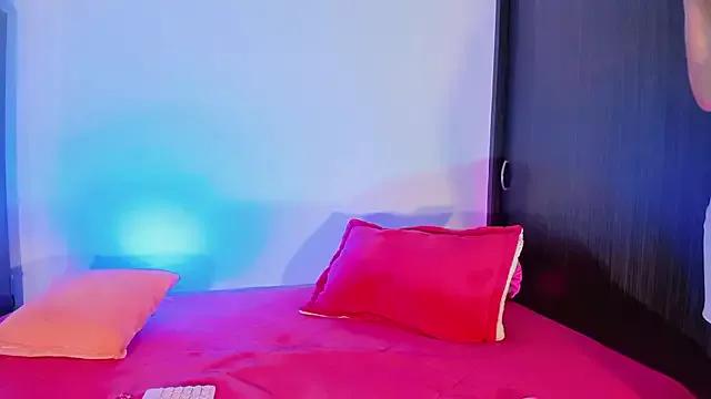 Mariam_santuci from StripChat is Freechat