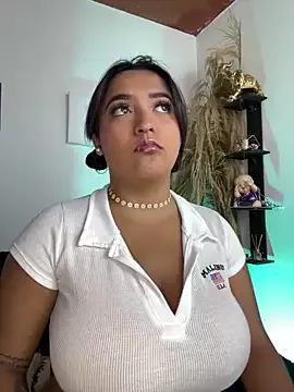 MarianaZapataa from StripChat is Freechat