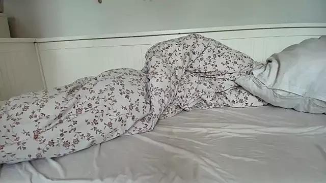 Photos of Marie03 from StripChat is Freechat