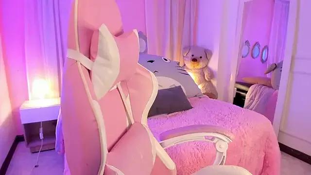 MarietteBm from StripChat is Freechat