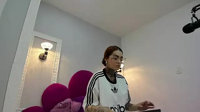 Marilyn_Black125 from StripChat is Freechat