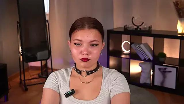 MariyEvans from StripChat is Freechat