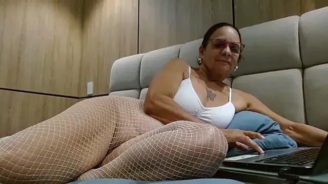 martha_mature from StripChat is Freechat