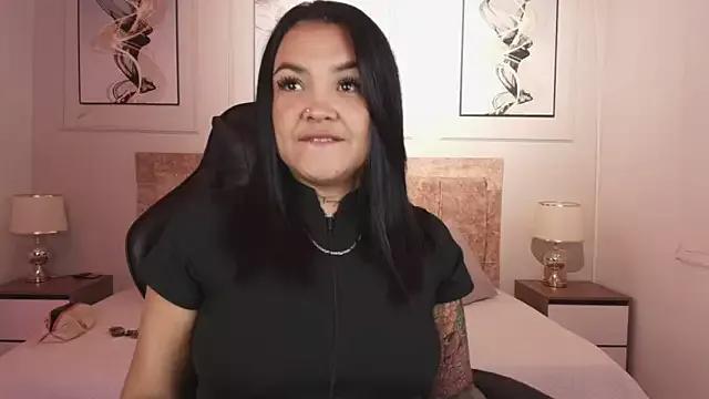 Check-out the world of girls and talk with our steaming hot slutz, bringing your desired characters to life with authentic apparel and cam streams.