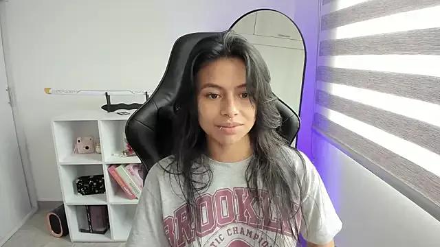 Check-out the world of girls and talk with our steaming hot slutz, bringing your desired characters to life with authentic apparel and cam streams.
