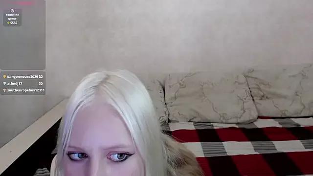 Check-out the world of girls and talk with our steaming hot slutz, bringing your desired characters to life with authentic apparel and cam streams.