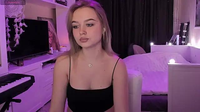 Check-out the world of girls and talk with our steaming hot slutz, bringing your desired characters to life with authentic apparel and cam streams.