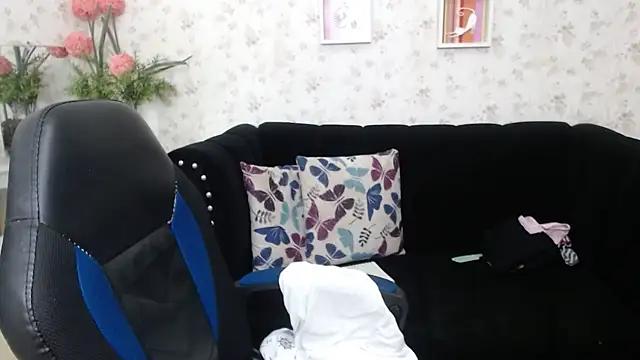 Check-out the world of girls and talk with our steaming hot slutz, bringing your desired characters to life with authentic apparel and cam streams.