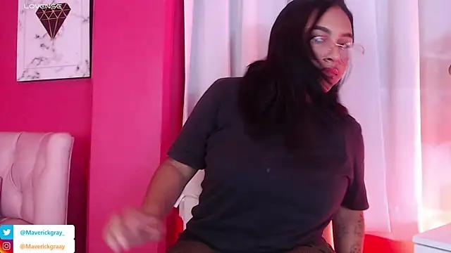 Check-out the world of girls and talk with our steaming hot slutz, bringing your desired characters to life with authentic apparel and cam streams.