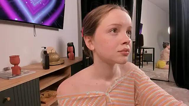 Maya2kk from StripChat is Freechat