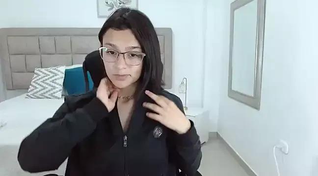 Check-out the world of girls and talk with our steaming hot slutz, bringing your desired characters to life with authentic apparel and cam streams.