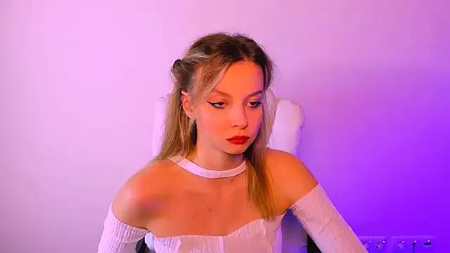 melissa_richardson from StripChat is Freechat