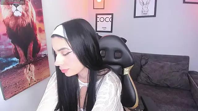 Check-out the world of girls and talk with our steaming hot slutz, bringing your desired characters to life with authentic apparel and cam streams.