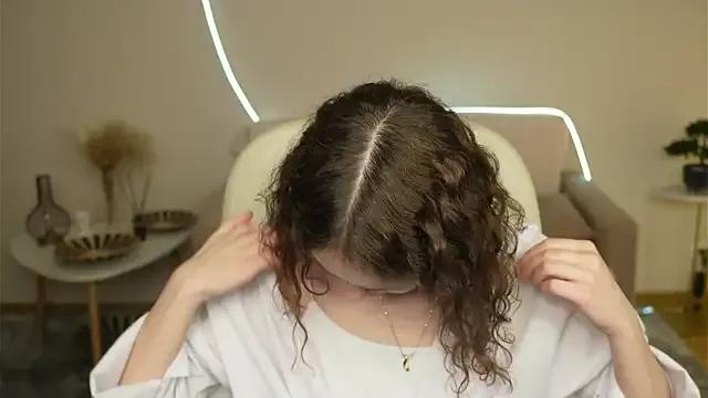 MerylAmber from StripChat is Freechat