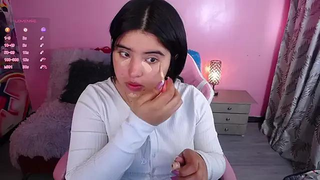 michell_petty01 from StripChat is Freechat
