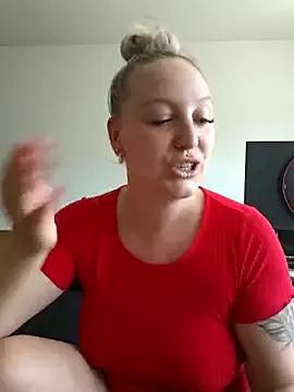 Check-out the world of girls and talk with our steaming hot slutz, bringing your desired characters to life with authentic apparel and cam streams.