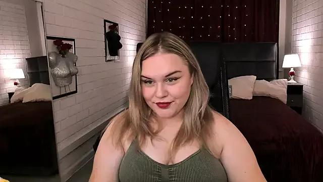 MilaTory from StripChat is Freechat