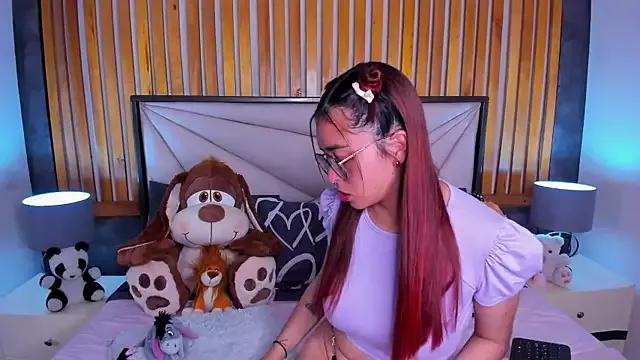 Check-out the world of girls and talk with our steaming hot slutz, bringing your desired characters to life with authentic apparel and cam streams.