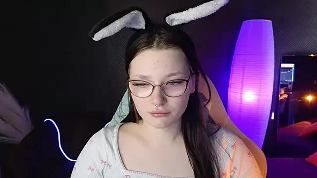 Check-out the world of girls and talk with our steaming hot slutz, bringing your desired characters to life with authentic apparel and cam streams.