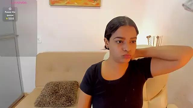 miranda_torres from StripChat is Freechat
