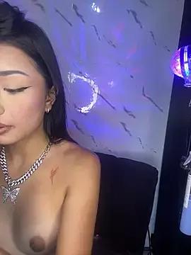 Miss_karol from StripChat is Freechat