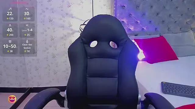 Check-out the world of girls and talk with our steaming hot slutz, bringing your desired characters to life with authentic apparel and cam streams.
