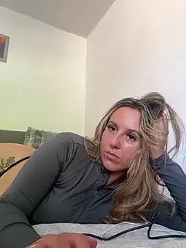 Photos of Missyemily from StripChat is Freechat