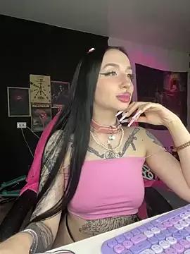 Molly__Moon from StripChat is Freechat
