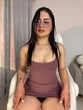 Check-out the world of girls and talk with our steaming hot slutz, bringing your desired characters to life with authentic apparel and cam streams.
