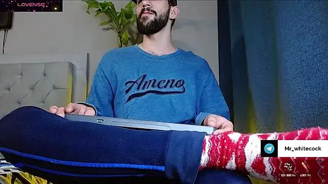 Mr_WhiteCock from StripChat is Freechat