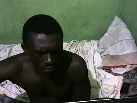 muscleslimgh from StripChat is Freechat