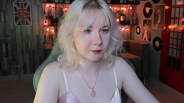 Check-out the world of girls and talk with our steaming hot slutz, bringing your desired characters to life with authentic apparel and cam streams.